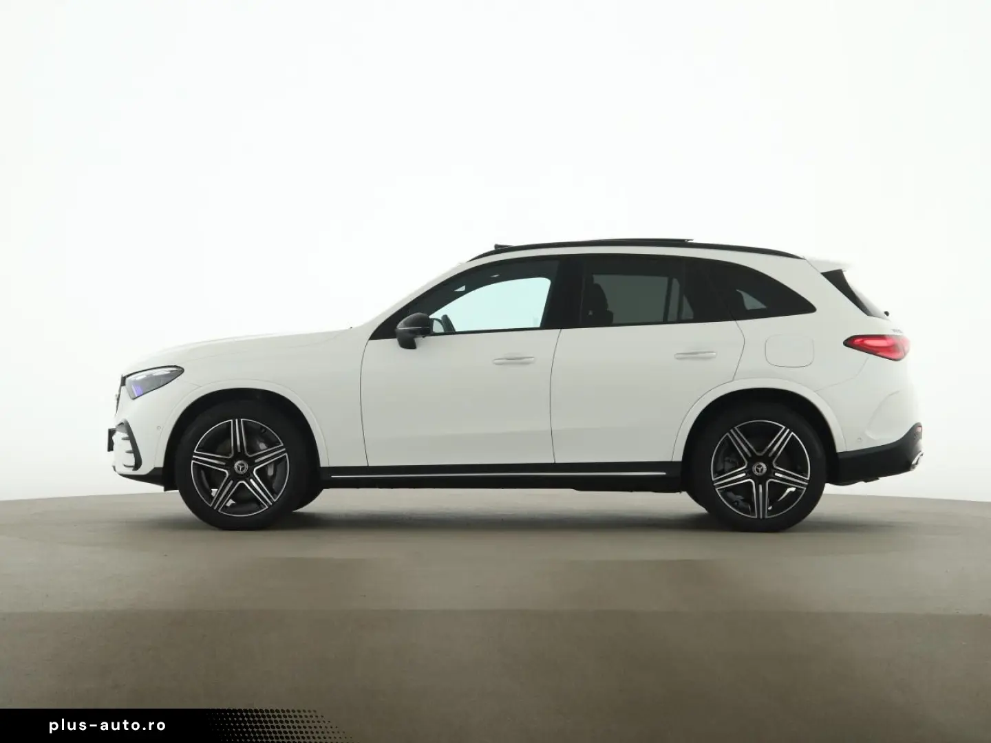 MERCEDES-BENZ GLC 400 e 4M AMG Night Pano AHK Distronic HUD