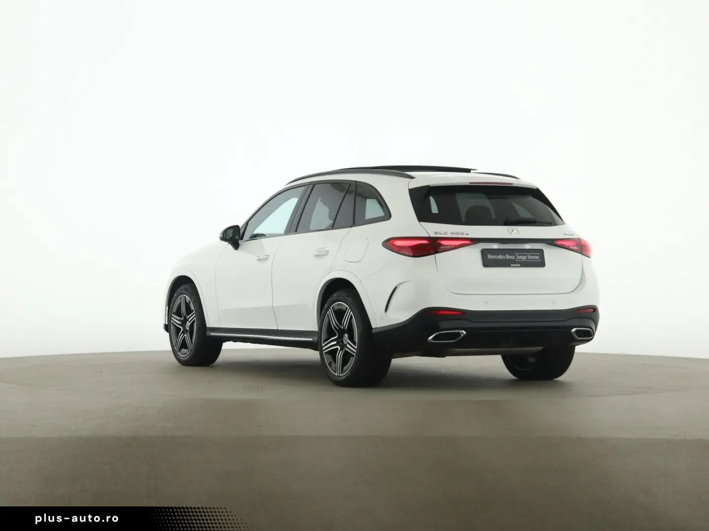 MERCEDES-BENZ GLC 400 e 4M AMG Night Pano AHK Distronic HUD