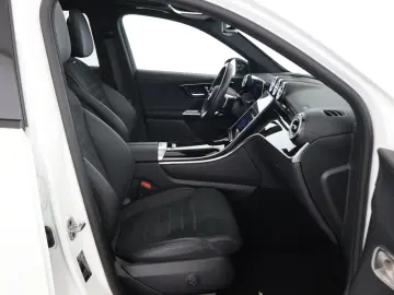 MERCEDES-BENZ GLC 400 e 4M AMG Night Pano AHK Distronic HUD