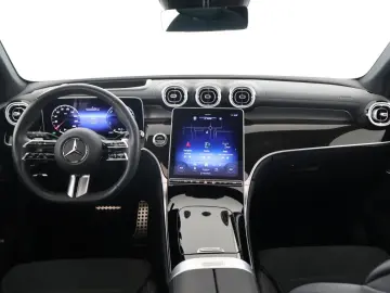 MERCEDES-BENZ GLC 400 e 4M AMG Night Pano AHK Distronic HUD