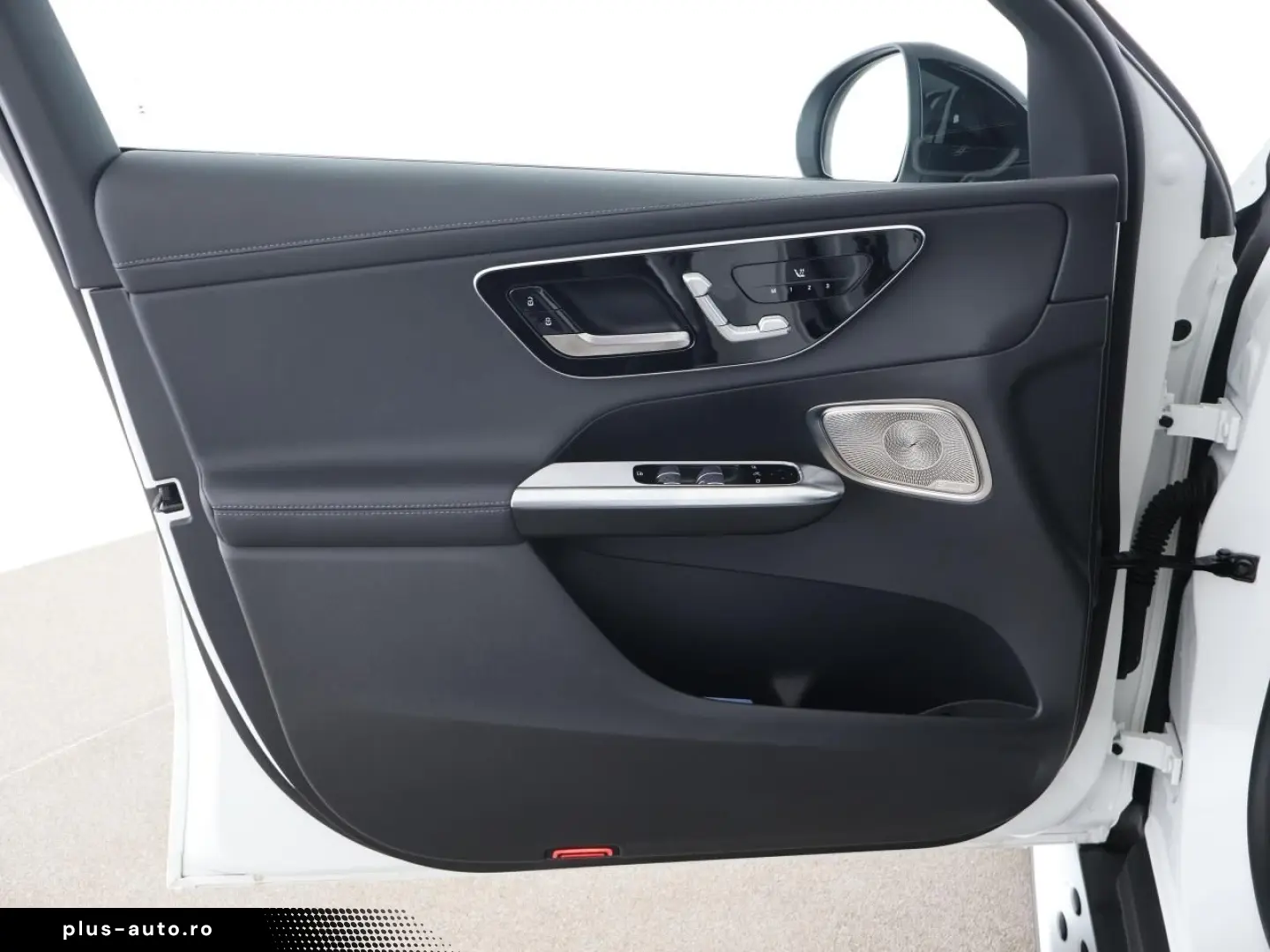 MERCEDES-BENZ GLC 400 e 4M AMG Night Pano AHK Distronic HUD