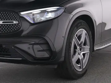MERCEDES-BENZ GLC 220 d 4M AMG MBUX DLight Pano AHK &hellip;