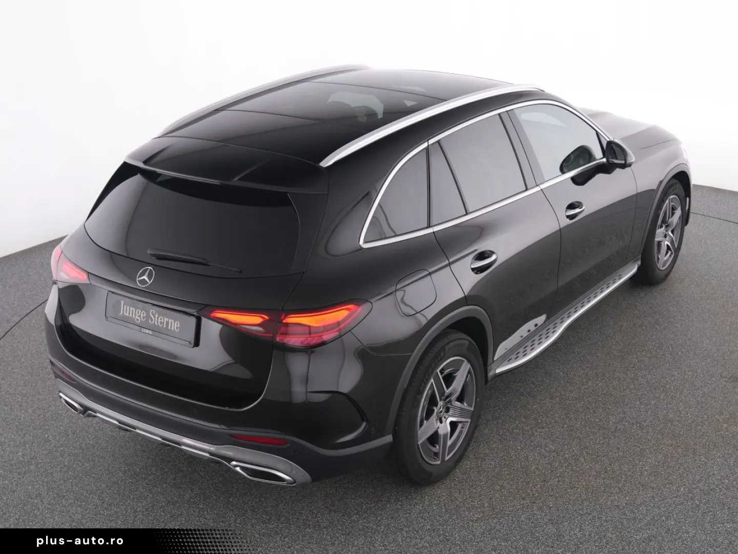 MERCEDES-BENZ GLC 220 d 4M AMG MBUX DLight Pano AHK &hellip;