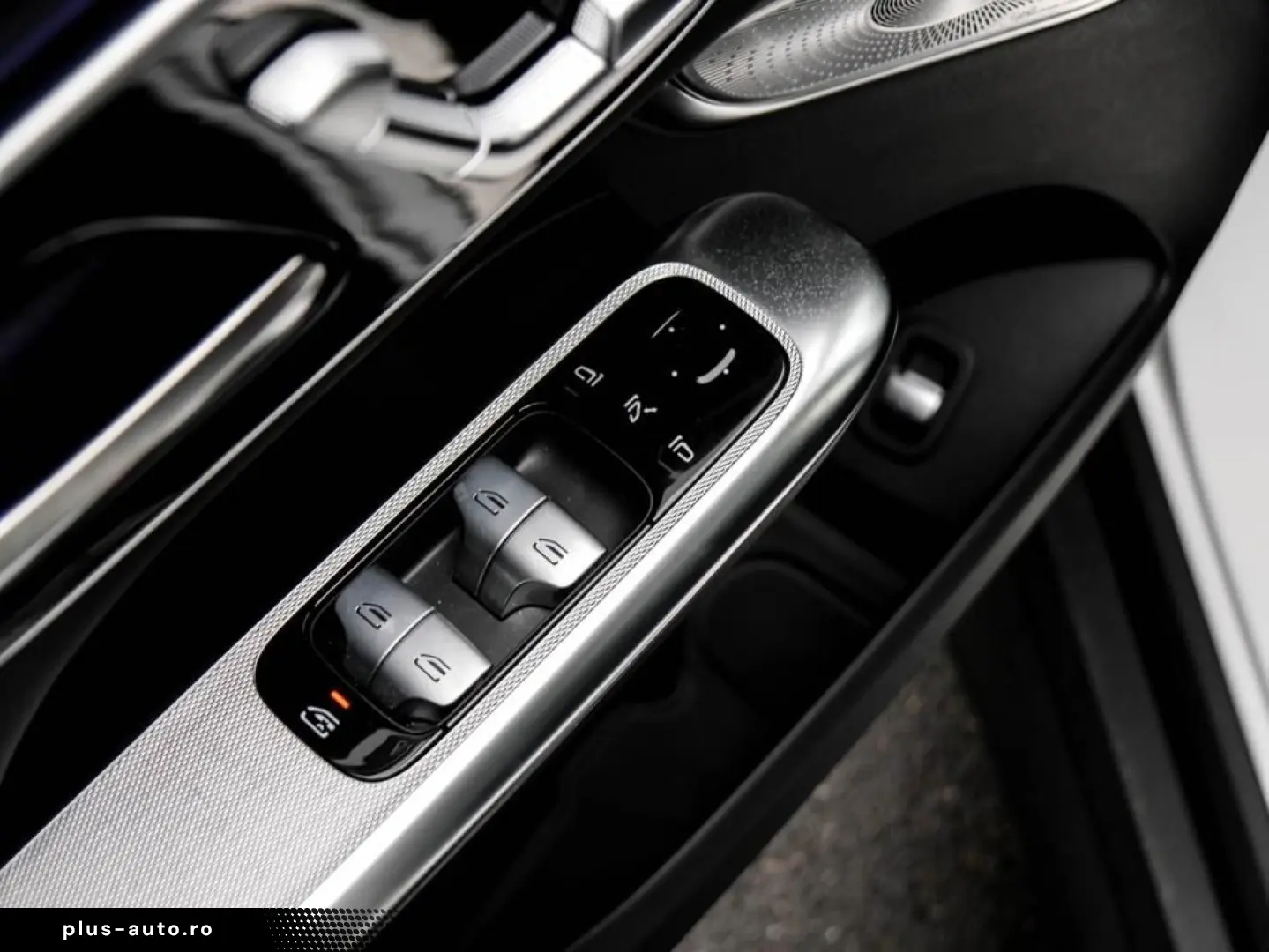 MERCEDES-BENZ GLC 300 4M AMG-Sport Pano Technik AHK Burm 360