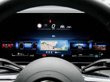 MERCEDES-BENZ GLC 300 4M AMG-Sport Pano Technik AHK Burm 360