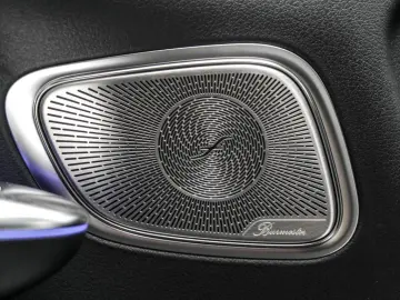 MERCEDES-BENZ GLC 300 4M AMG-Sport Pano Technik AHK Burm 360