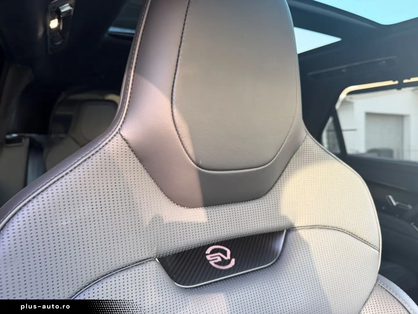 LAND ROVER RANGE ROVER SPORT SV EDITION ONE VOLL CARBON