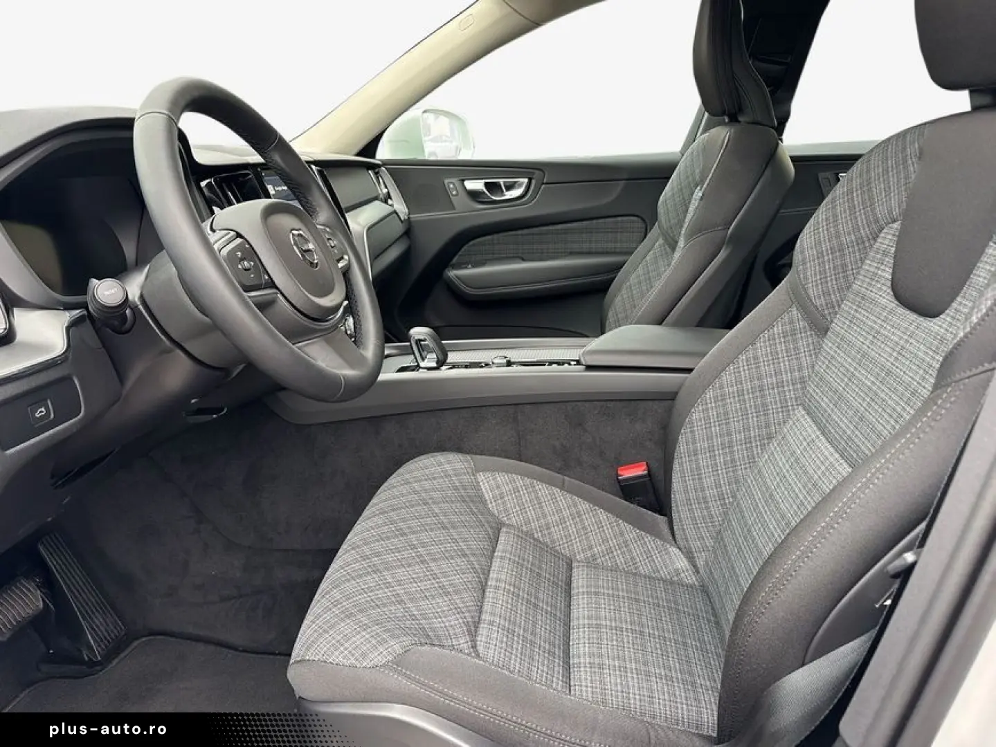 VOLVO XC60 B5 B AWD Core