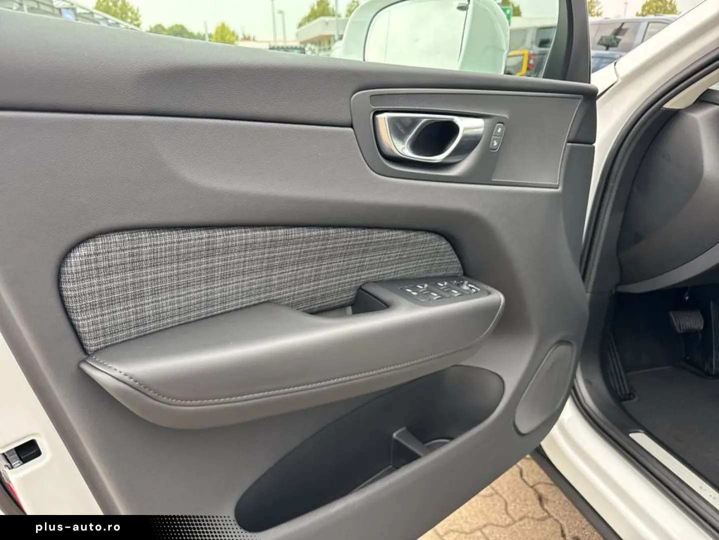 VOLVO XC60 B5 B AWD Core