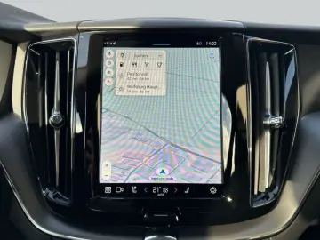 VOLVO XC60 B5 B AWD Core