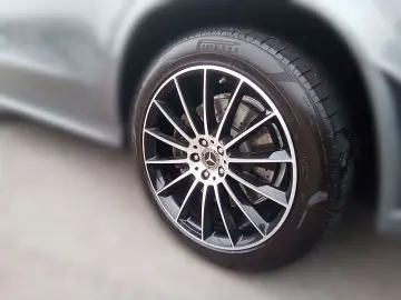 MERCEDES-BENZ GLE 400d 4Matic AMG-Line Night-Paket