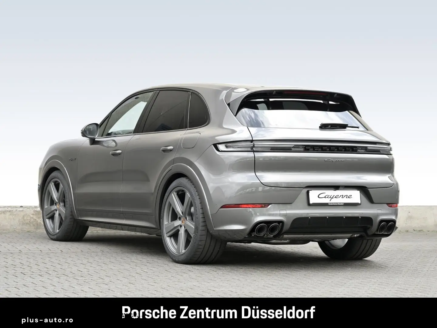 PORSCHE Cayenne E-Hybrid BOSE Panorama Sportabgasanlage