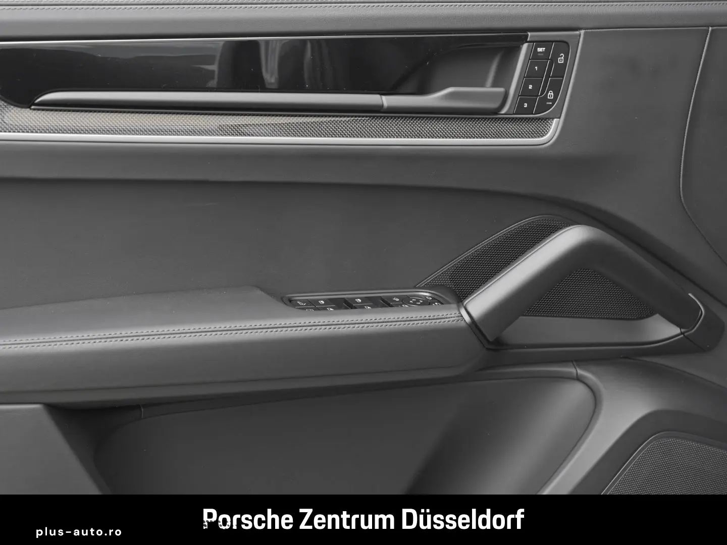 PORSCHE Cayenne E-Hybrid BOSE Panorama Sportabgasanlage