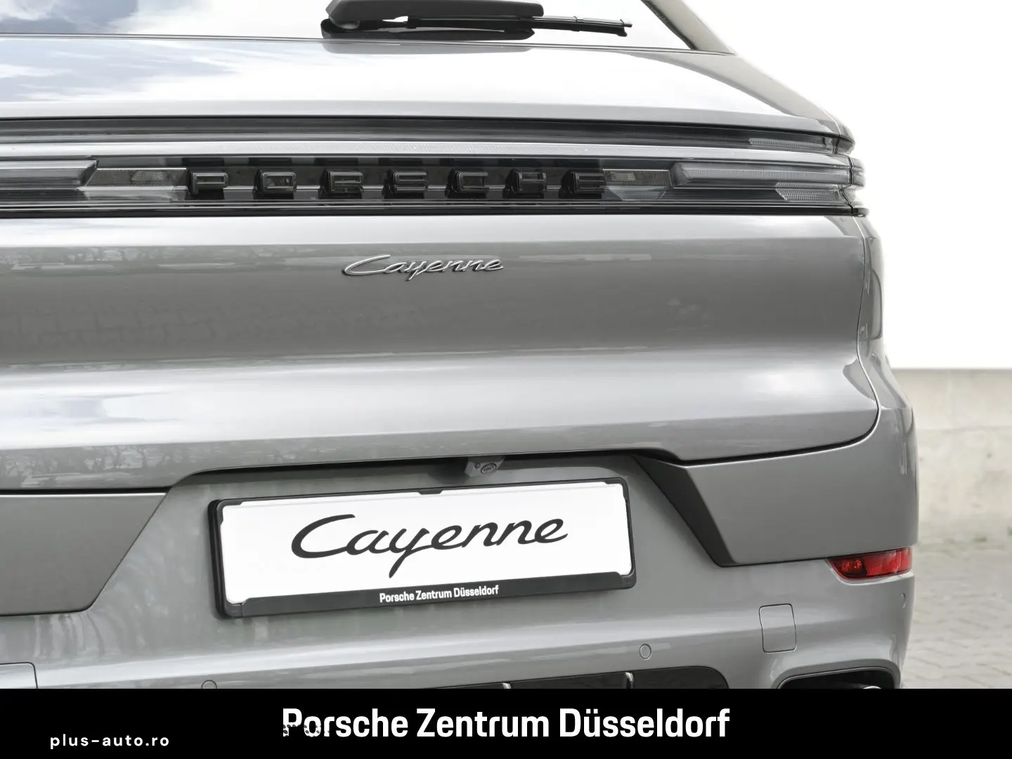 PORSCHE Cayenne E-Hybrid BOSE Panorama Sportabgasanlage