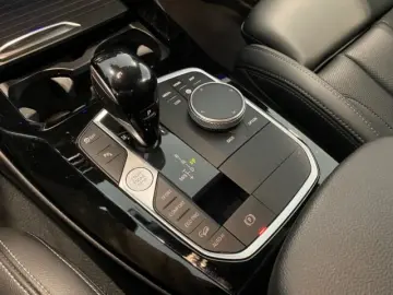 BMW X3 xDrive 20d M Sportpaket Navi LED El. Heckklap