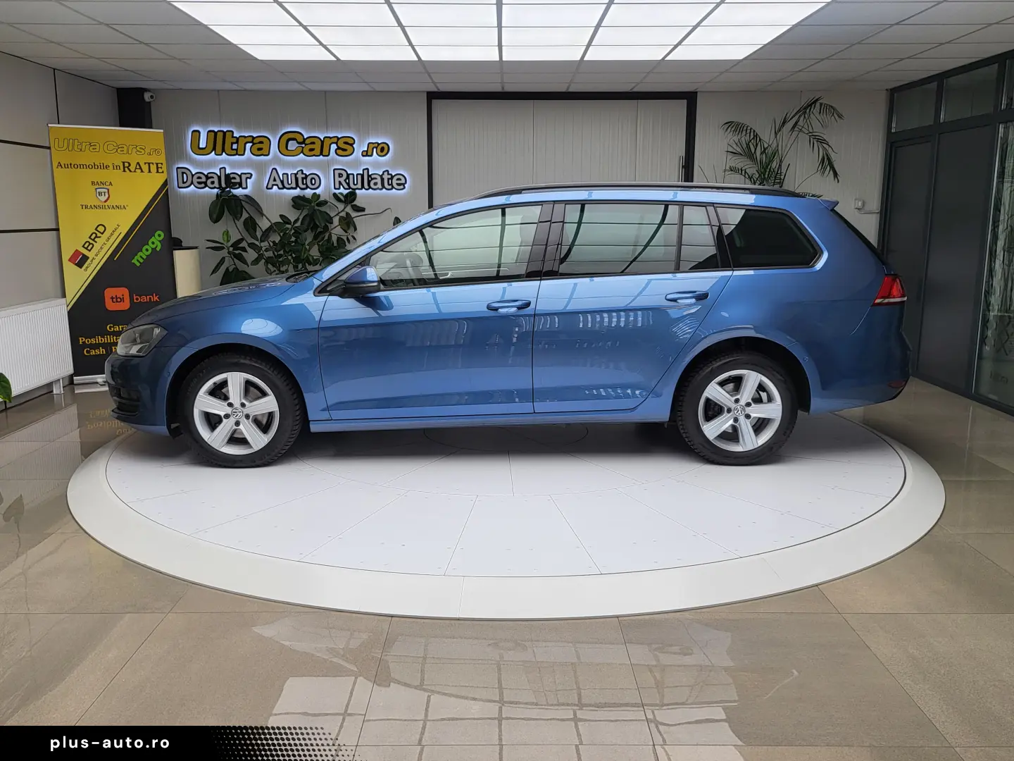 Volkswagen Golf VII  2.0TDI