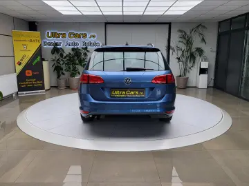Volkswagen Golf VII  2.0TDI