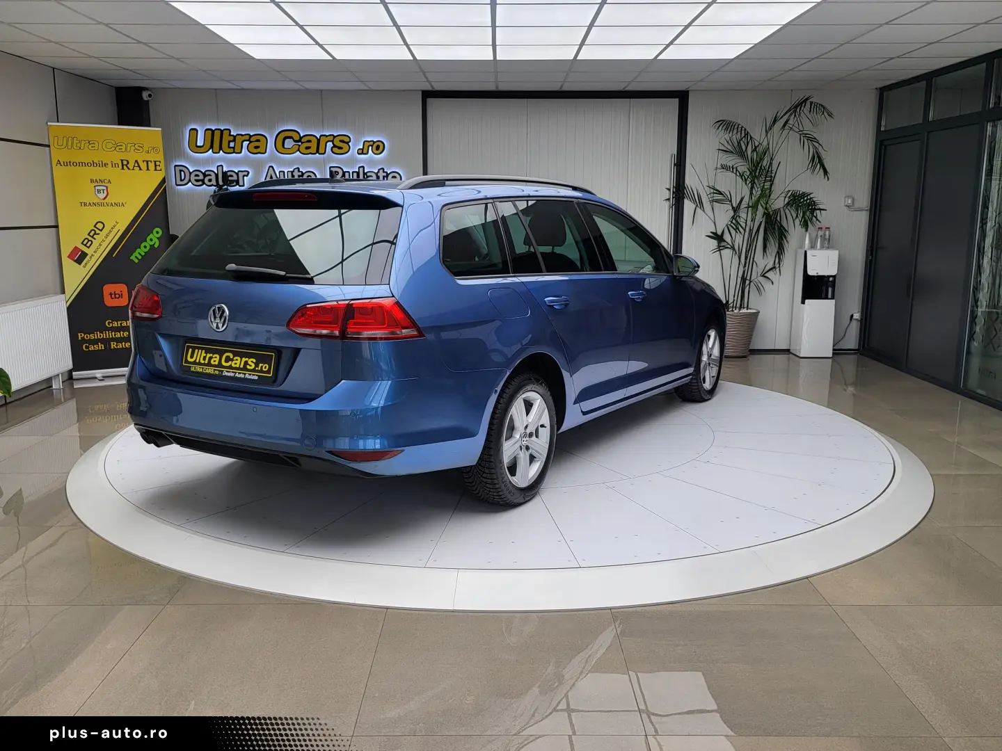 Volkswagen Golf VII  2.0TDI