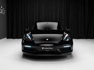 PORSCHE Cayman GTS 4.0