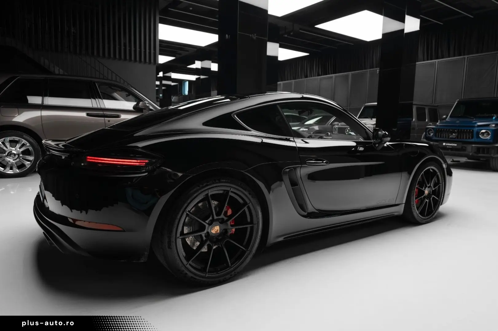 PORSCHE Cayman GTS 4.0