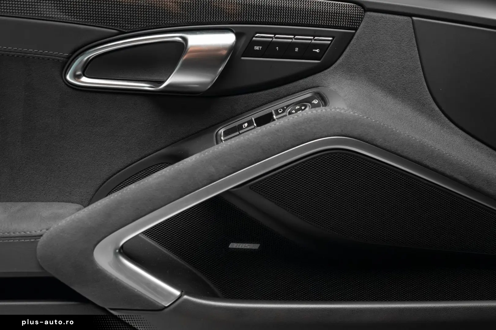 PORSCHE Cayman GTS 4.0