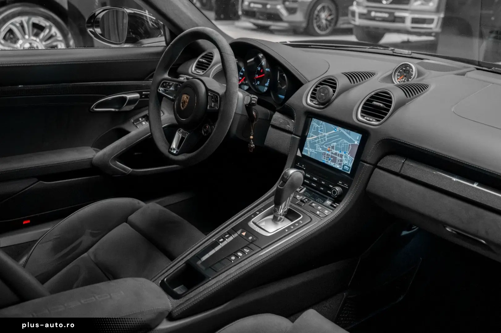 PORSCHE Cayman GTS 4.0