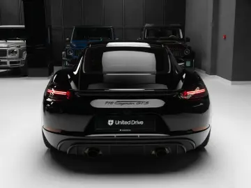 PORSCHE Cayman GTS 4.0