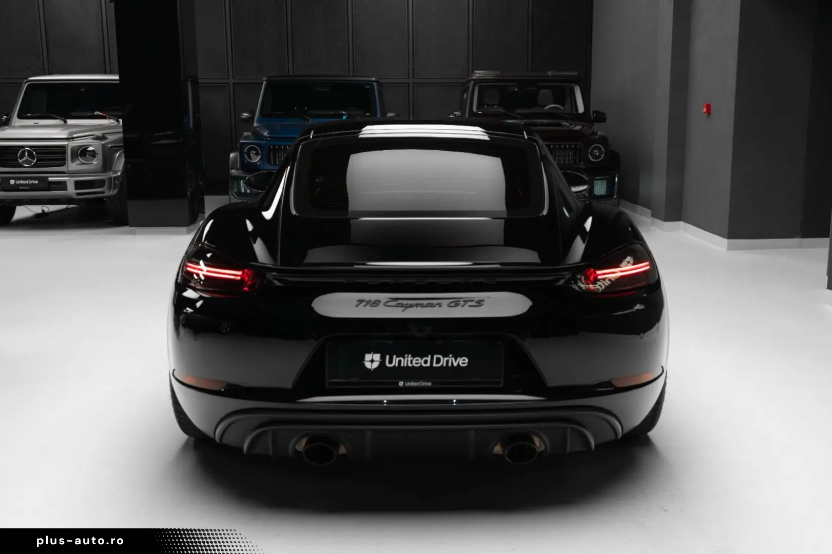 PORSCHE Cayman GTS 4.0