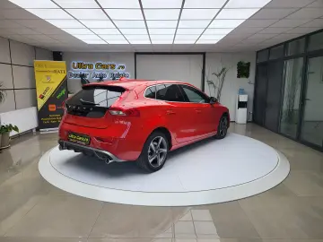 Volvo V40 1.6D2 R-Design