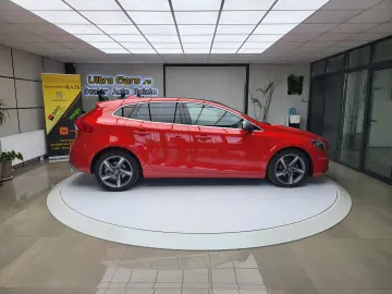 Volvo V40 1.6D2 R-Design