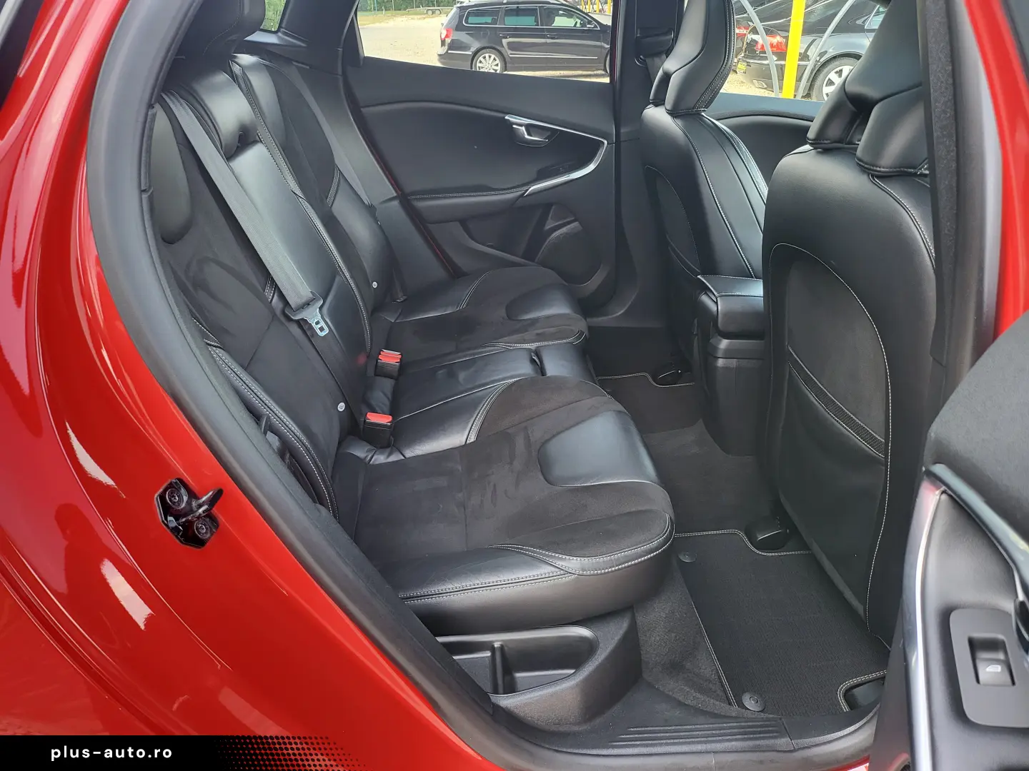 Volvo V40 1.6D2 R-Design