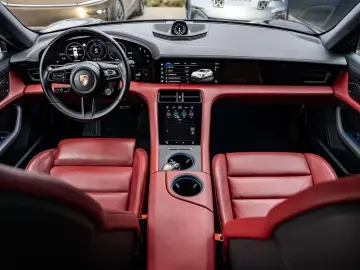 PORSCHE Taycan Sport Turismo - Sport Chrono - Sport Soun