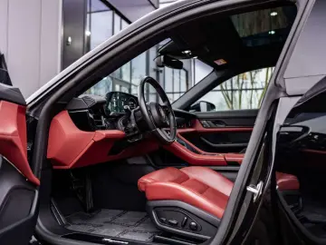 PORSCHE Taycan Sport Turismo - Sport Chrono - Sport Soun