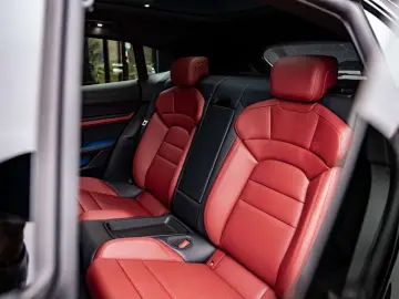 PORSCHE Taycan Sport Turismo - Sport Chrono - Sport Soun