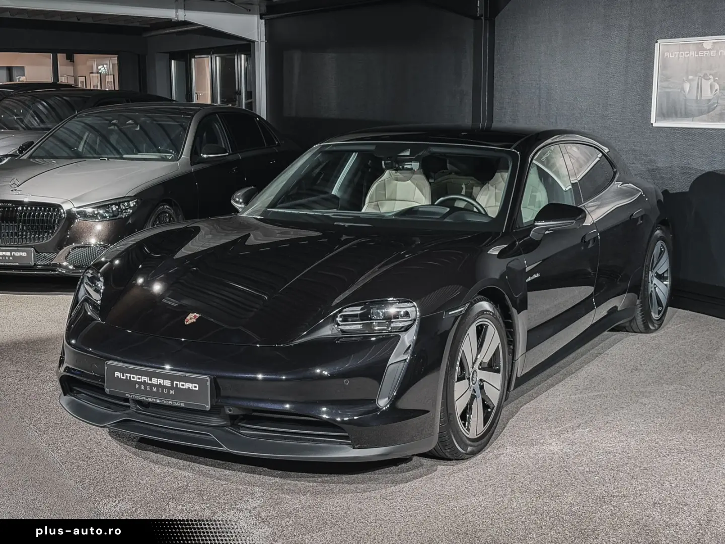 PORSCHE Taycan Sport Turismo Pano  Head-Up  360 Kam Rear