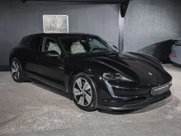 PORSCHE Taycan Sport Turismo Pano  Head-Up  360 Kam Rear