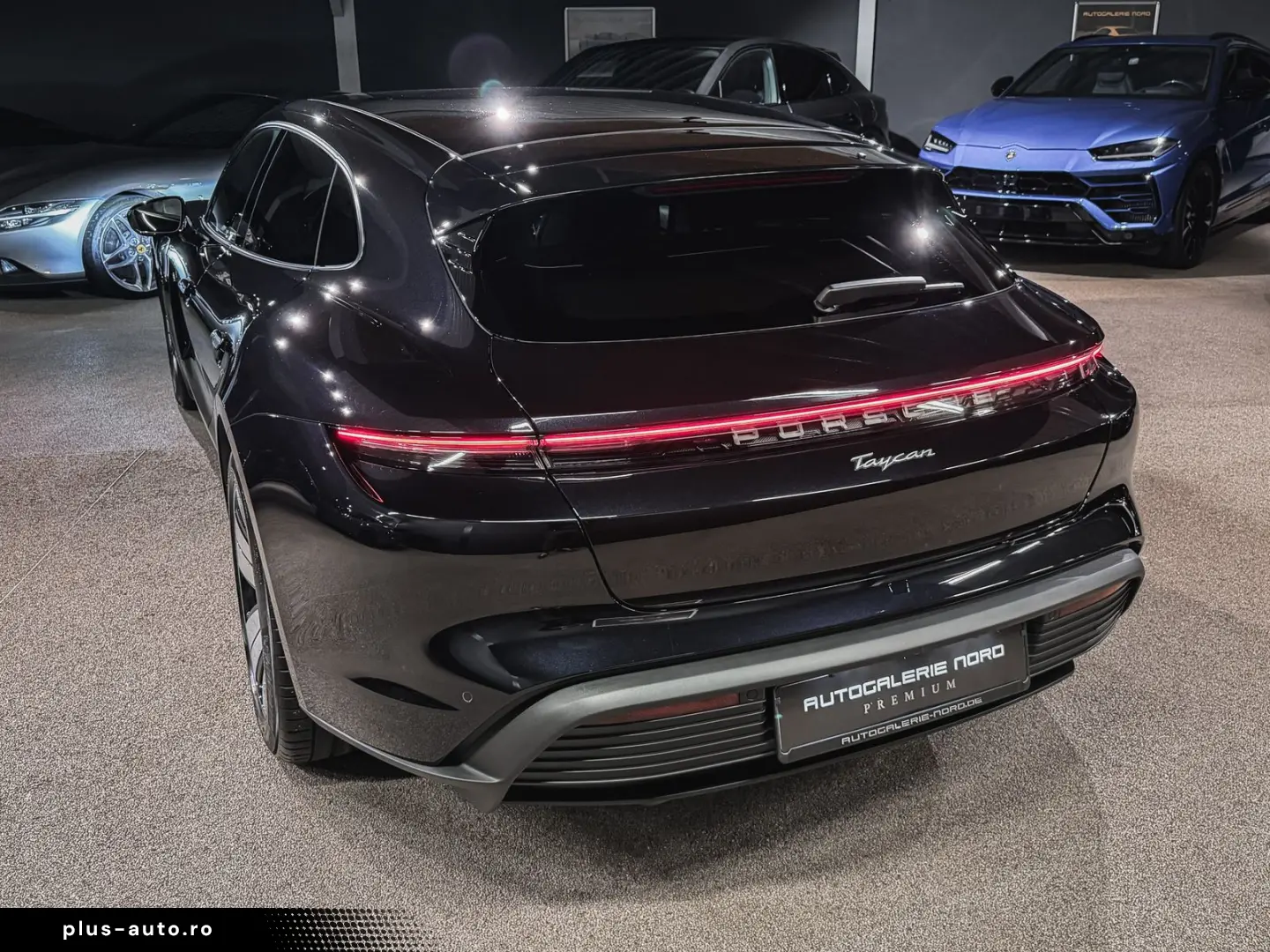 PORSCHE Taycan Sport Turismo Pano  Head-Up  360 Kam Rear