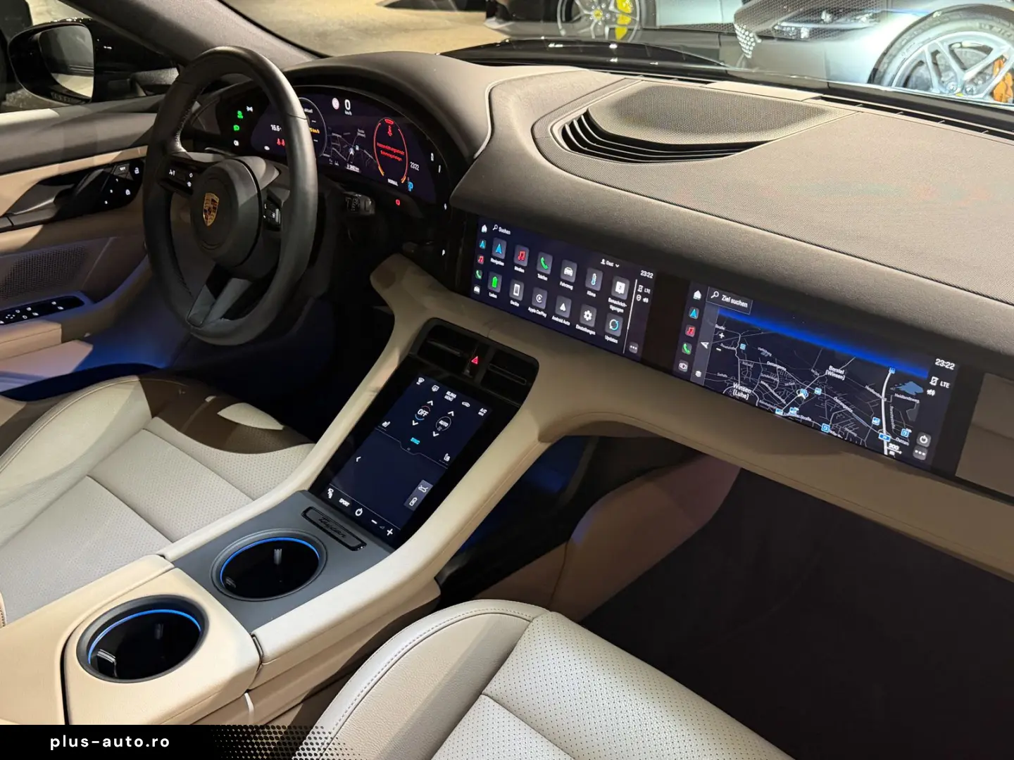 PORSCHE Taycan Sport Turismo Pano  Head-Up  360 Kam Rear