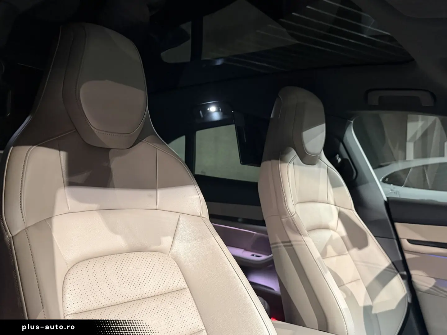 PORSCHE Taycan Sport Turismo Pano  Head-Up  360 Kam Rear