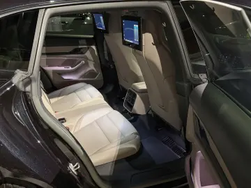 PORSCHE Taycan Sport Turismo Pano  Head-Up  360 Kam Rear