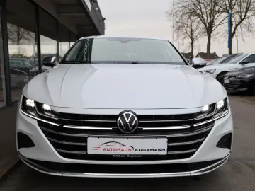 Volkswagen Arteon 2.0 TSI SB Head-Up MatrixLED AHK Pano 20