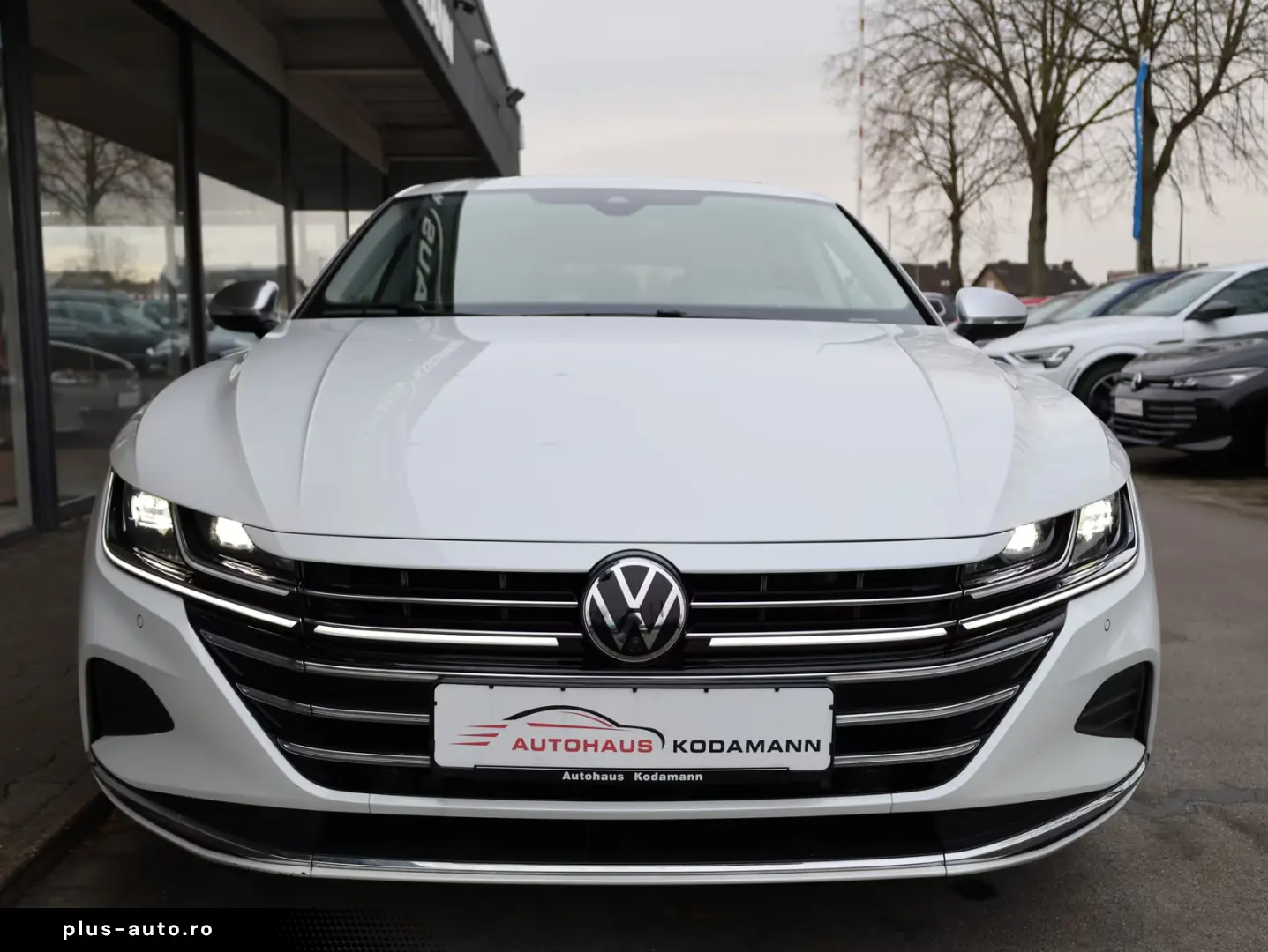 Volkswagen Arteon 2.0 TSI SB Head-Up MatrixLED AHK Pano 20