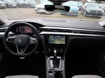 Volkswagen Arteon 2.0 TSI SB Head-Up MatrixLED AHK Pano 20