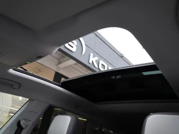 Volkswagen Arteon 2.0 TSI SB Head-Up MatrixLED AHK Pano 20