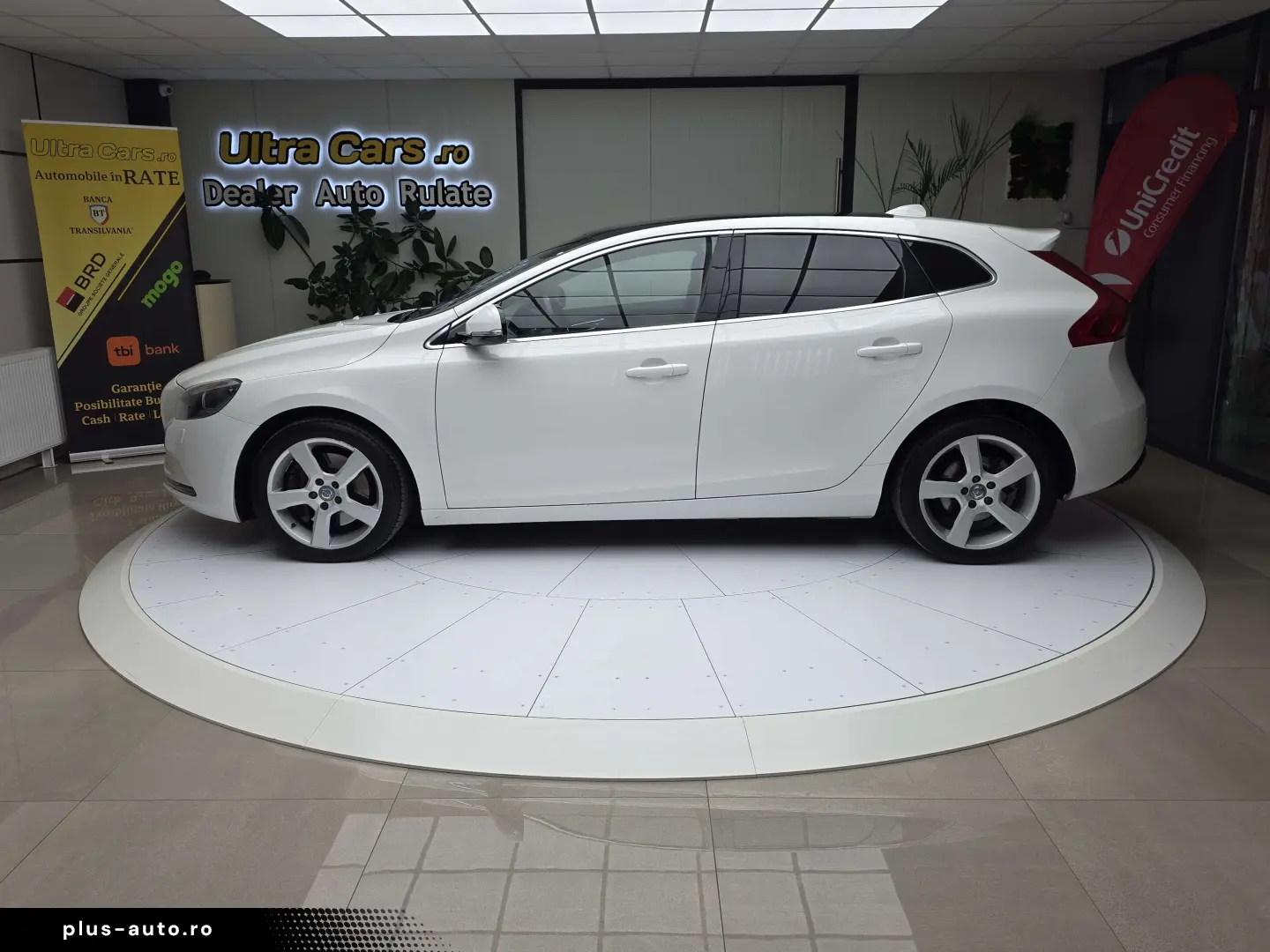 Volvo V40 2.0D3   150 cp