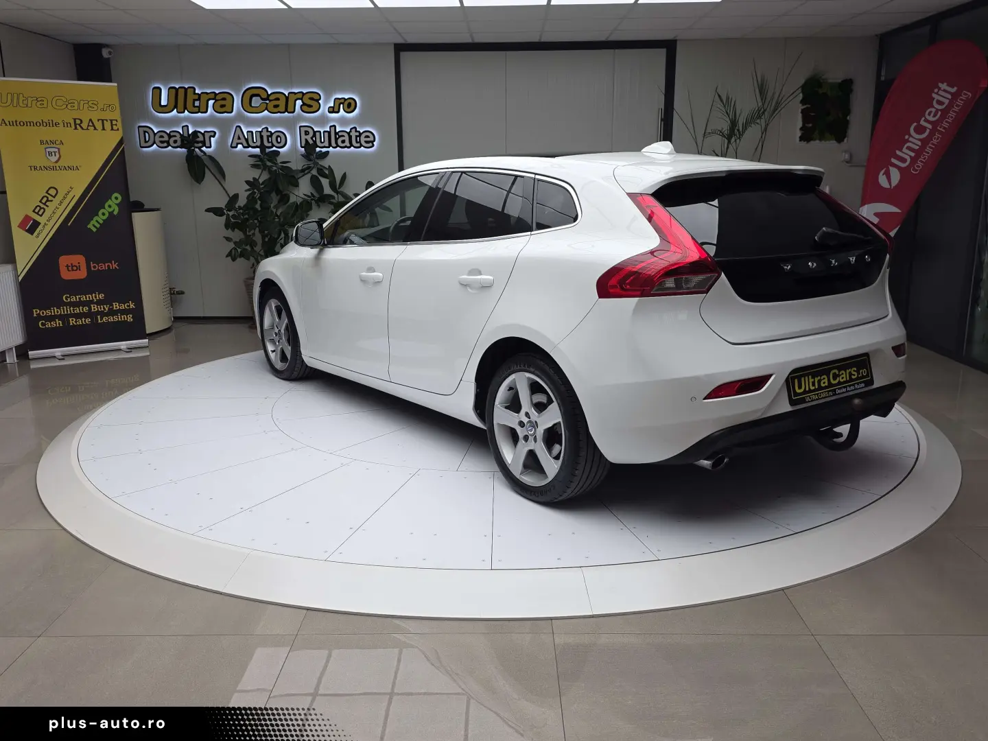 Volvo V40 2.0D3   150 cp