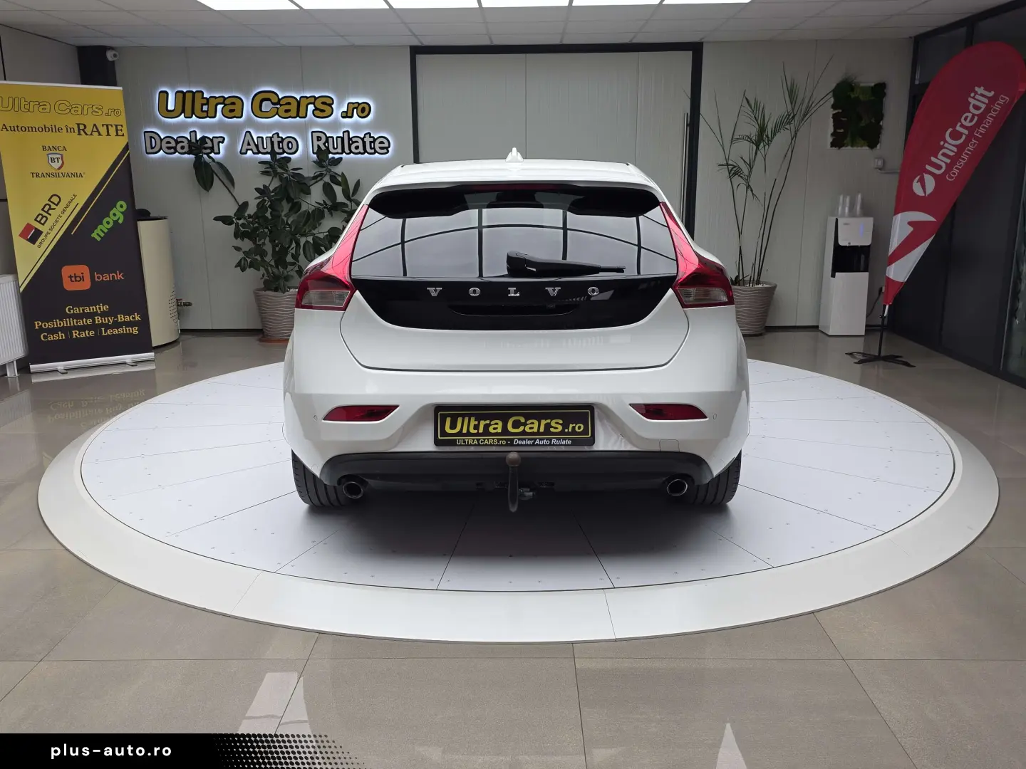 Volvo V40 2.0D3   150 cp