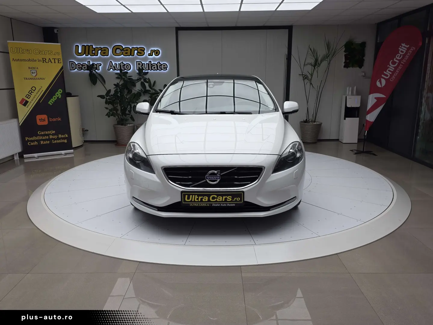 Volvo V40 2.0D3   150 cp