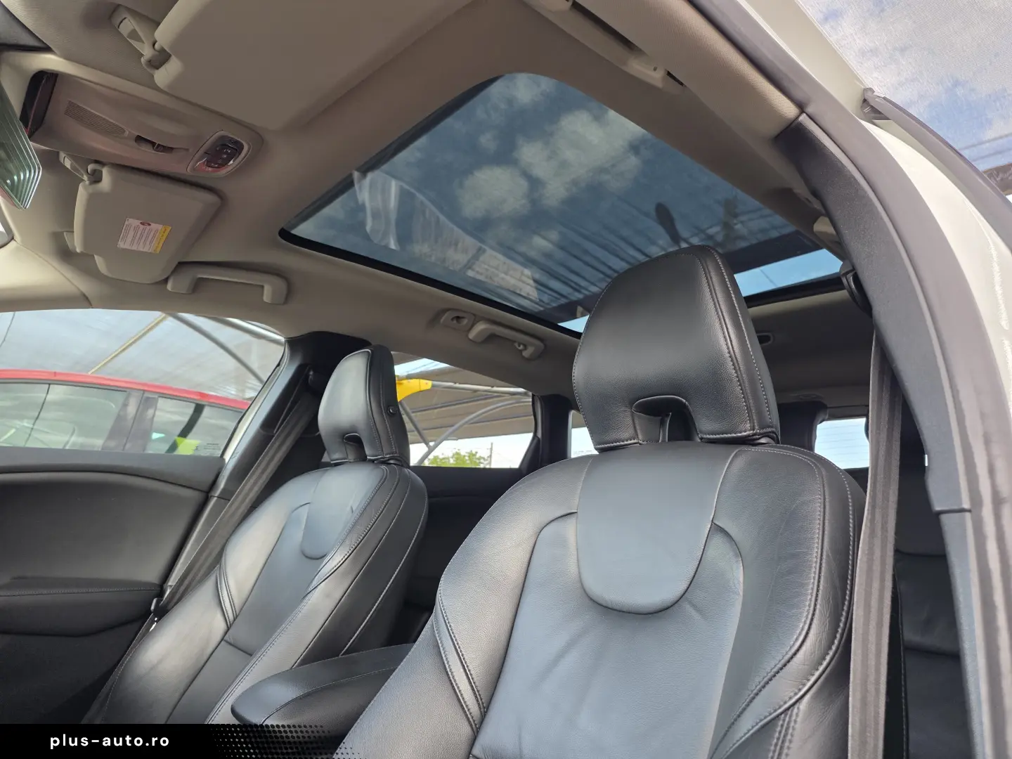 Volvo V40 2.0D3   150 cp