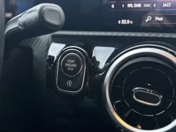 Mercedes-Benz A 180 d 7G-DCT Style